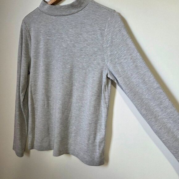 EUC LOFT LIGHT GREY MOCK NECK SOFT LONGSLEEVES TOP SIZE M - Picture 3 of 14